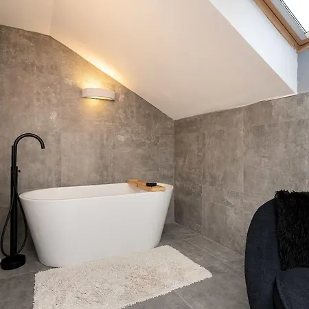 Wielkokacka Two-level Stylish With Parking By Renters *