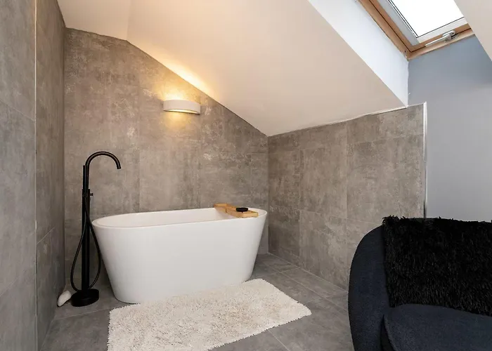 Wielkokacka Two-level Stylish With Parking By Renters *